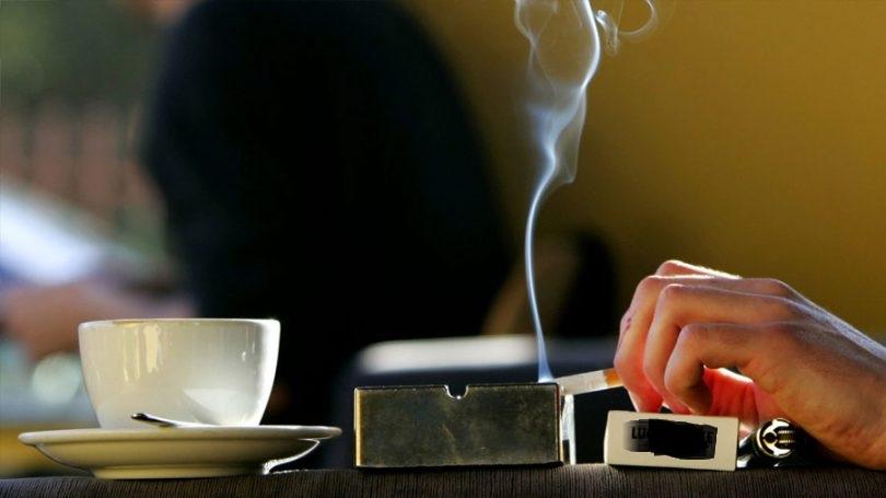 Na slici se nalazi cigareta