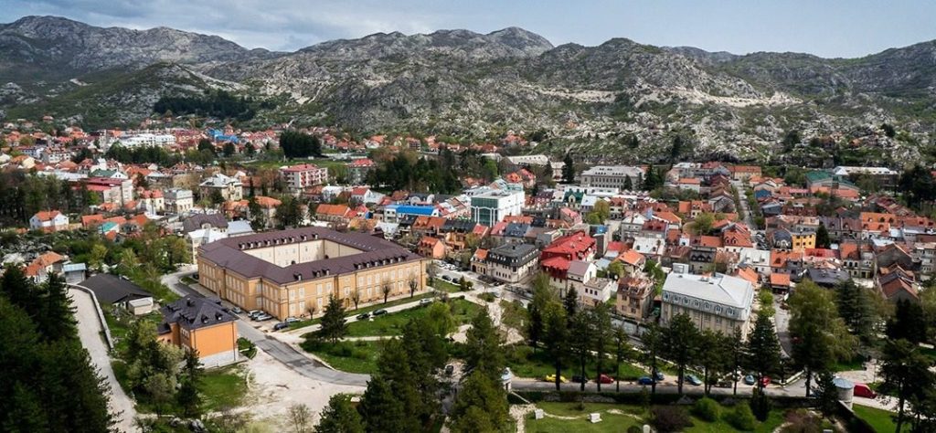 Cetinje tragedija, dječak poginuo Cetinje, konstrukcija gola, Njegošev park Cetinje, OŠ Njegoš Cetinje, nesreća Cetinje
