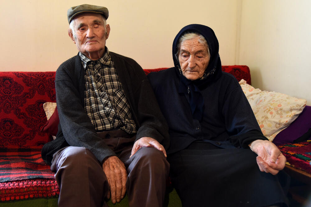 Vijek života, 70 godina braka
