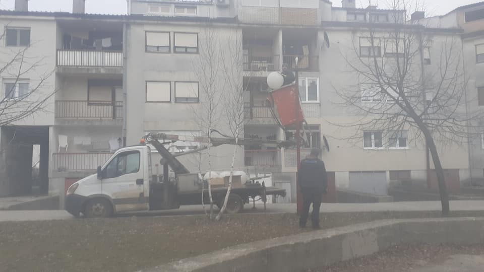 Popravljena rasvjeta u VI Crnogorskoj1