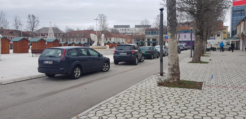 parkiranje na ulici