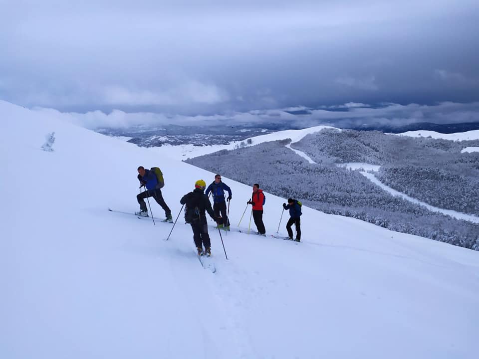 Na Vučju snijega dosta i putevi za sada prohodni