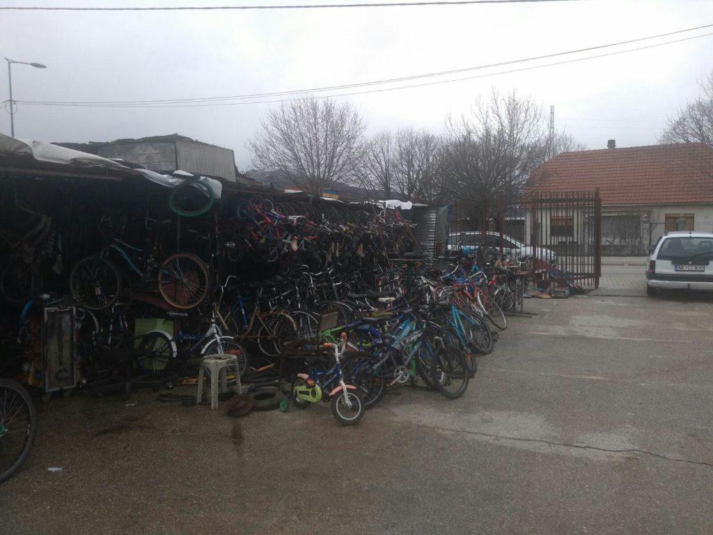 Slabo naroda na buvljaku u Kličevu, ali se prodavci ne žale