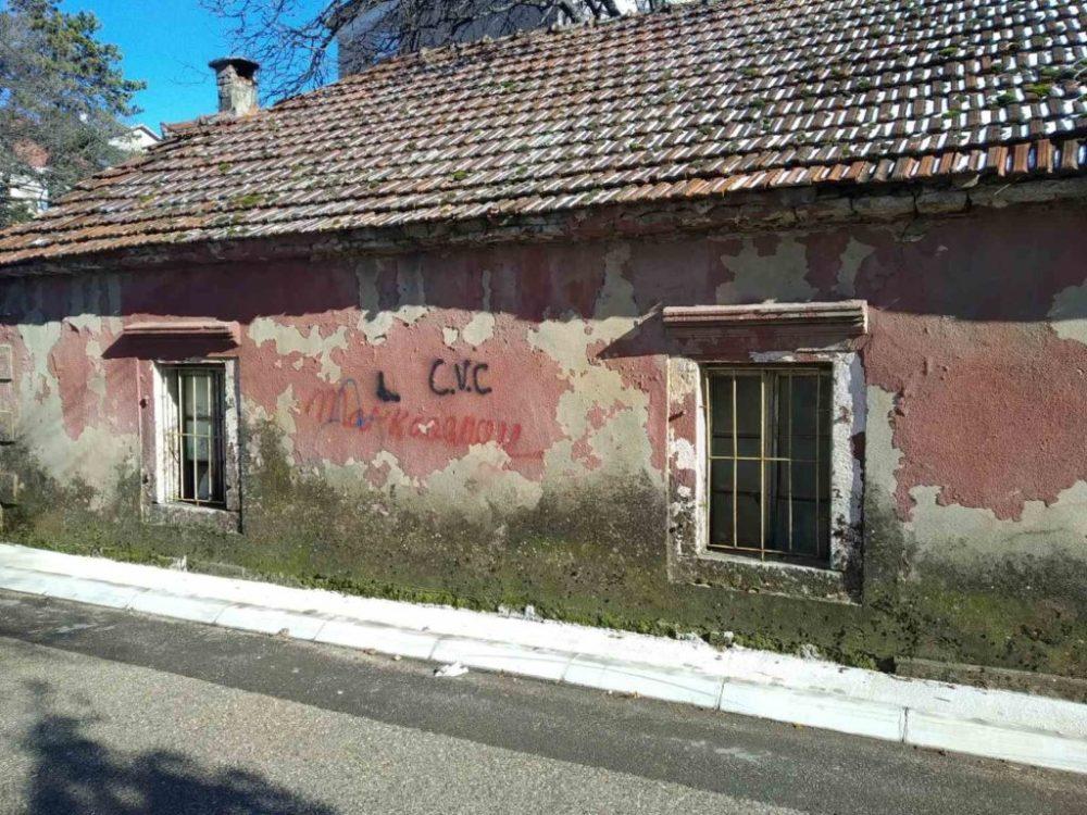 Napuštene kuće i objekti u gradu