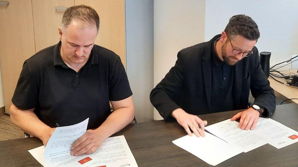 granična policija, vozilo, migranti