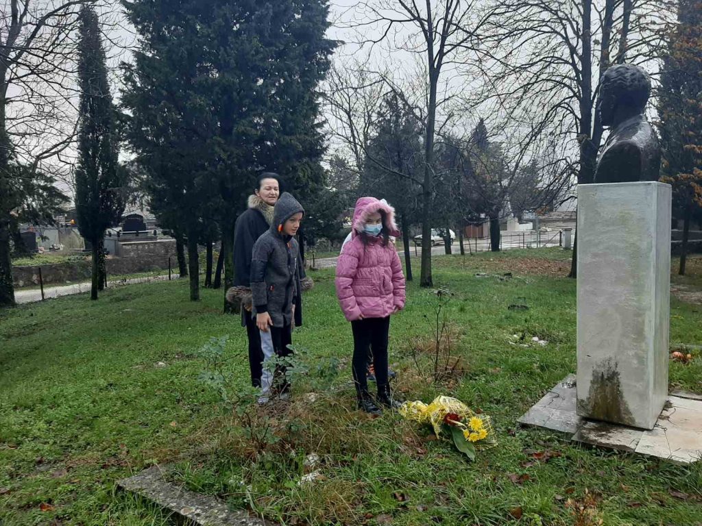 JUOŠ Dobrislav Đedo Perunović
