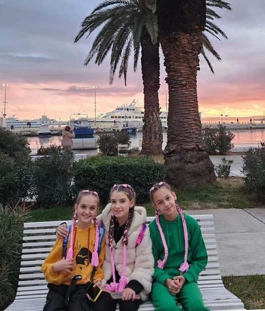 Takmičarke Nina, Marija i Jovana