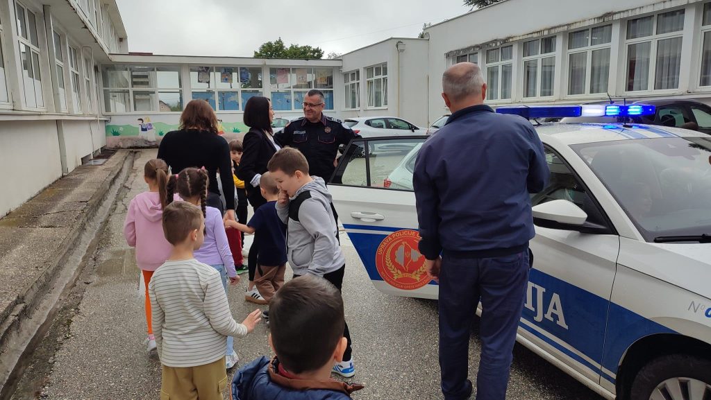 OŠ “Braća Labudović”