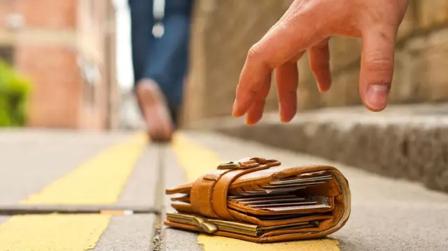 izgubljeno-nadjeno-novcanik-1