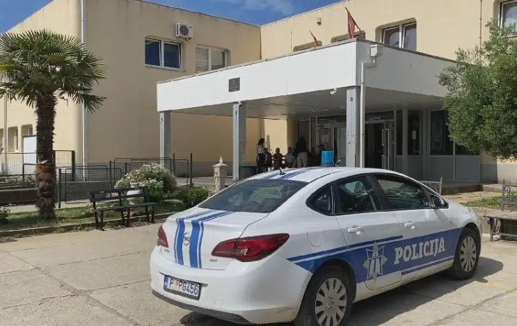 POLICIJA-SKOLA-RTCG.jpg