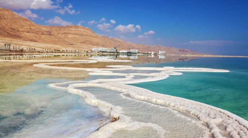 Mrtvo more plutanje ljudi visoka slanost voda Izrael Jordan