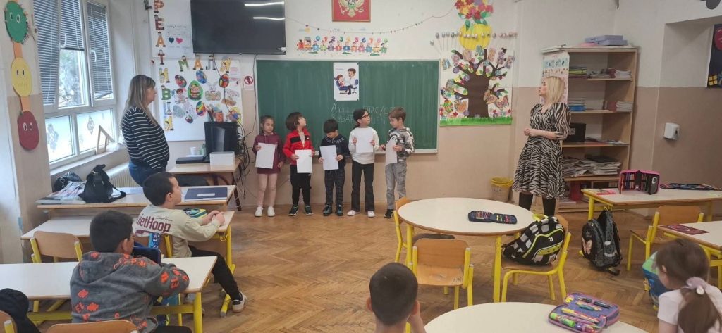 Svjetski dan glasa Nikšić OŠ Olga Golović učenici aktivnosti