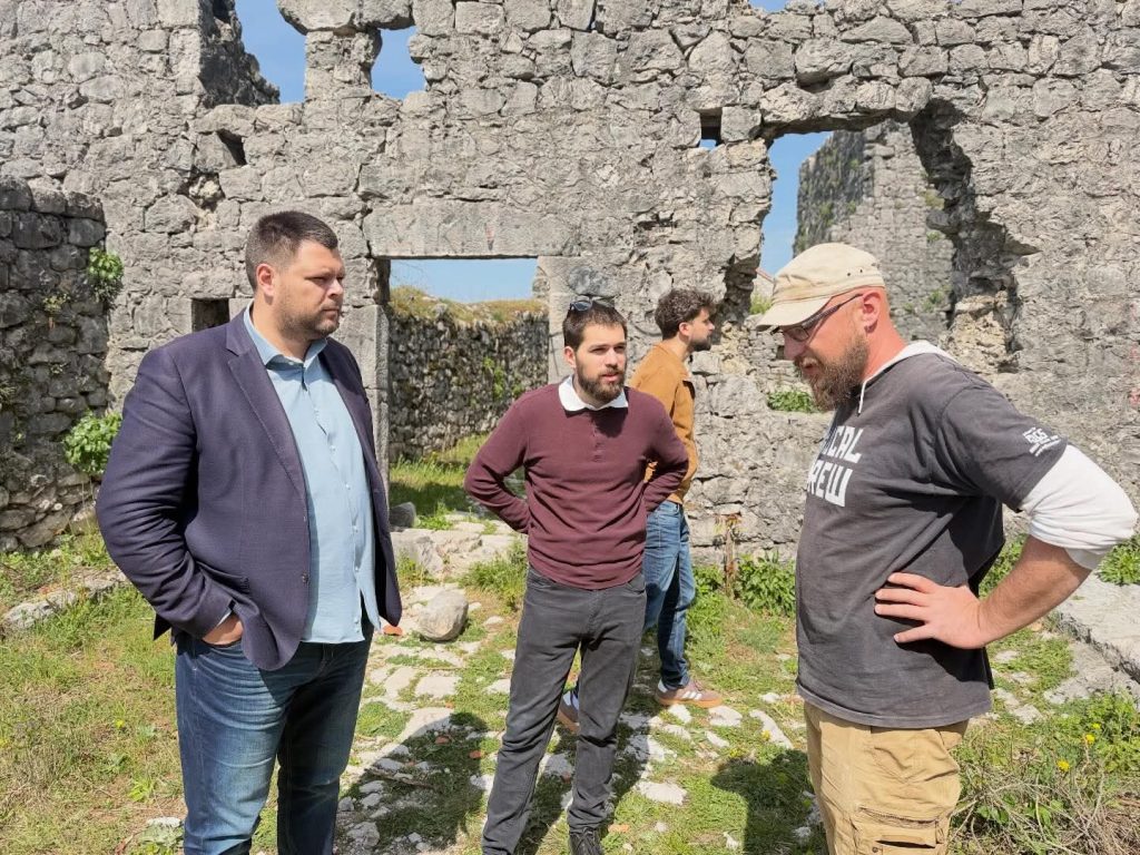 arheološka istraživanja Bedem Nikšić lokalitet Donji grad Kovačević obilazak