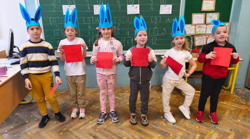 Ogledni čas, OŠ Ratko Žarić, uskršnji praznici škola, prvi razred aktivnosti, C-SBH jezik i književnost, timski rad učenici, kreativna nastava