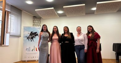 Muzička škola Dara Čokorilo muzičko takmičenje Split Daleki akordi Nađa Miljanić Nataša Jovović Iva Kilibarda Nikolina Orbović Anika Krivokapić Tamara Nikolić