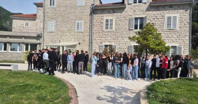 OŠ Braća Ribar izlet Stari grad Kotor akvarijum Boka