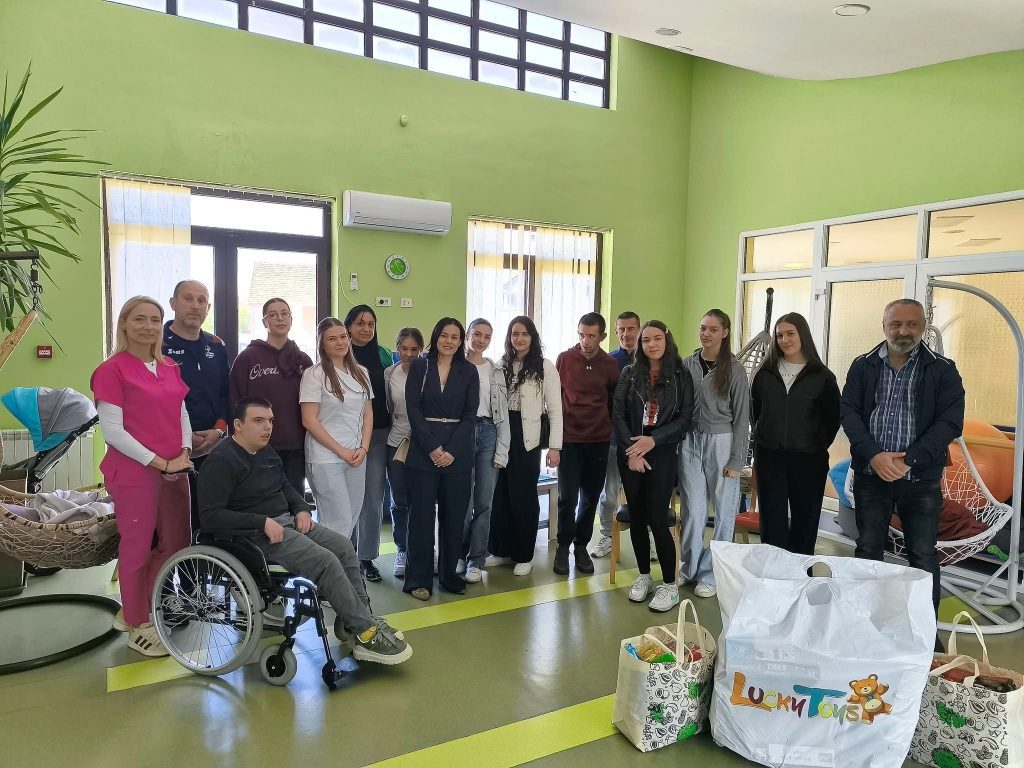 Prva srednja stručna škola, Dnevni centar, Međunarodni dan sestrinstva, zdravstveni tehničar, Nikšić, humanost, učenici