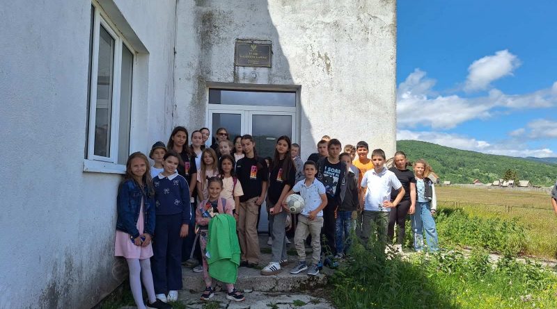 Učenici OŠ “Pavle Kovačević” posjetili Brezna, Pivska Dola i Krupac Učenici OŠ “Pavle Kovačević” posjetili Brezna, Pivska Dola i Krupac