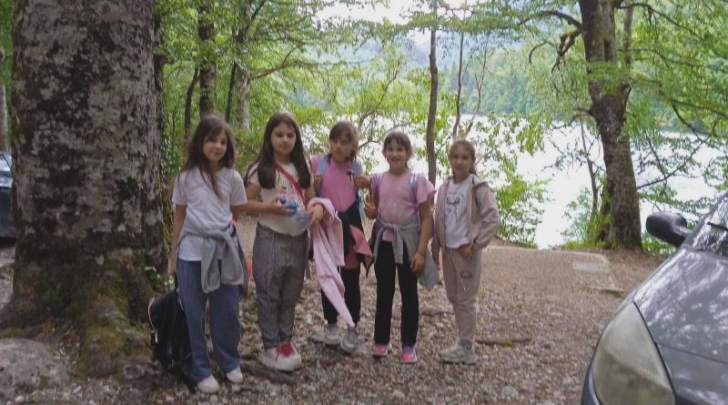 Učenici posjetili NP Biogradska gora i uživali u ljepotama prirode Učenici posjetili NP Biogradska gora i uživali u ljepotama prirode