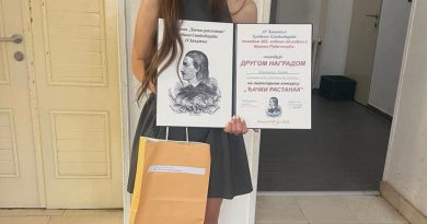 Katarina Tadić, učenica OŠ "Ivan Vušović", osvojila drugo mjesto na literarnom konkursu "Đački rastanak".