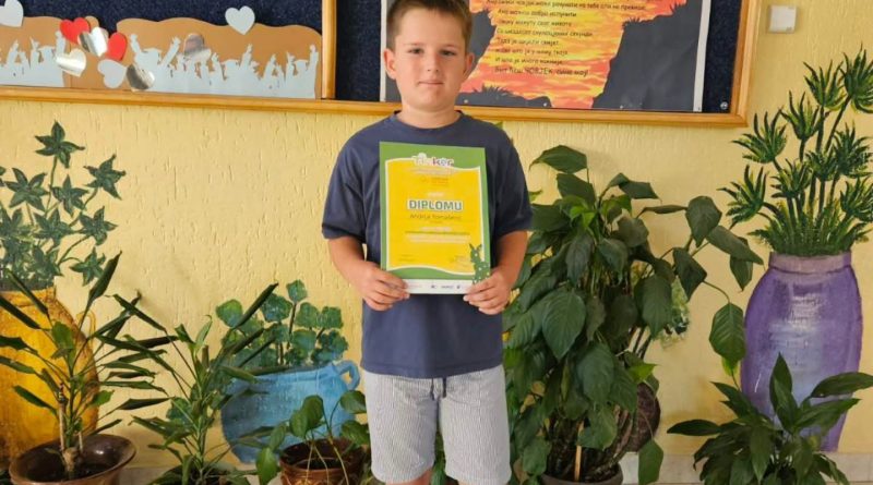 Andrija Tomašević osvojio prvo mjesto na takmičenju "Kengur bez granica".