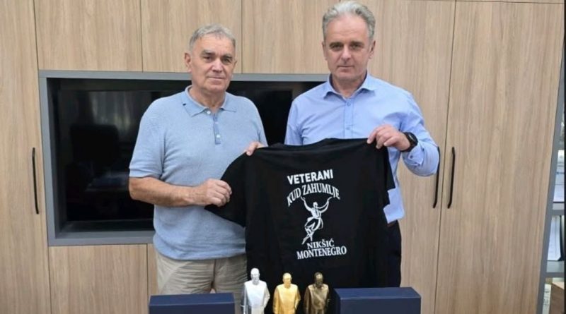 Miodrag Ćetković Ćele u posjeti generalnom direktoru EPCG Zdravku Dragašu