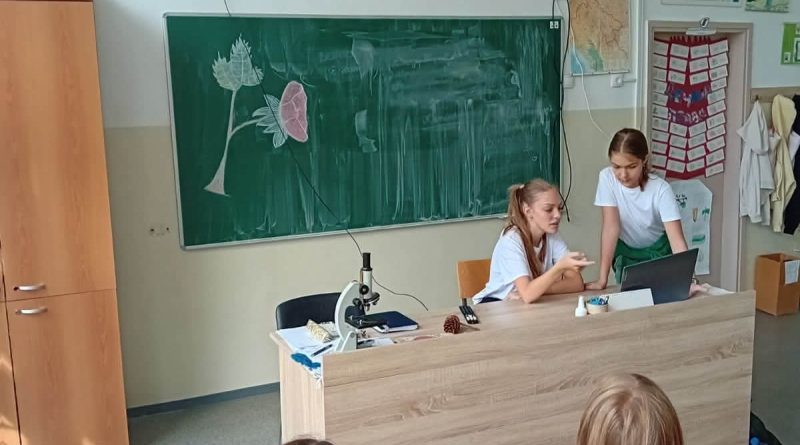 Učenici OŠ “Luka Simonović” obilježili Dan ekološke države