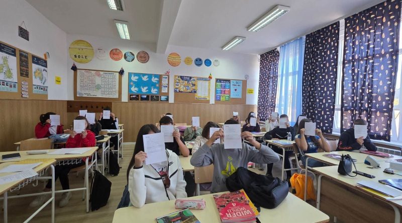 Učenici OŠ “Milija Nikčević” učili znakovni jezik