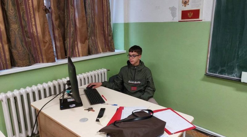 Osmaci OŠ “Braća Ribar” učili o šahu