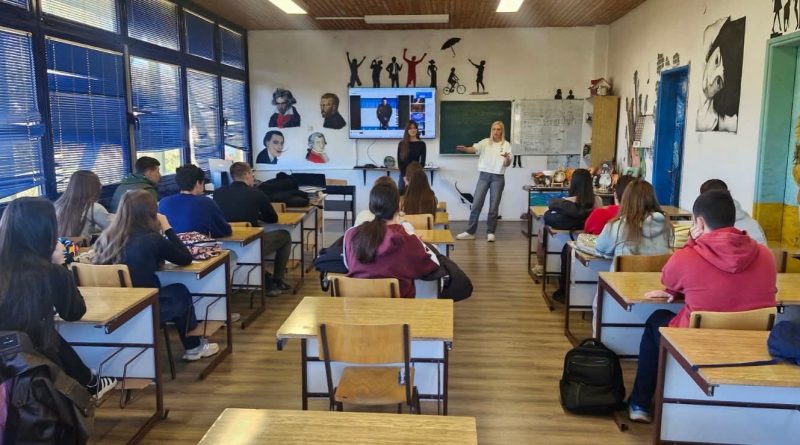 Predstavljen FLEX program za učenike Gimnazije